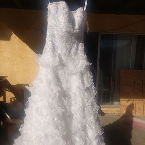 Wedding dress